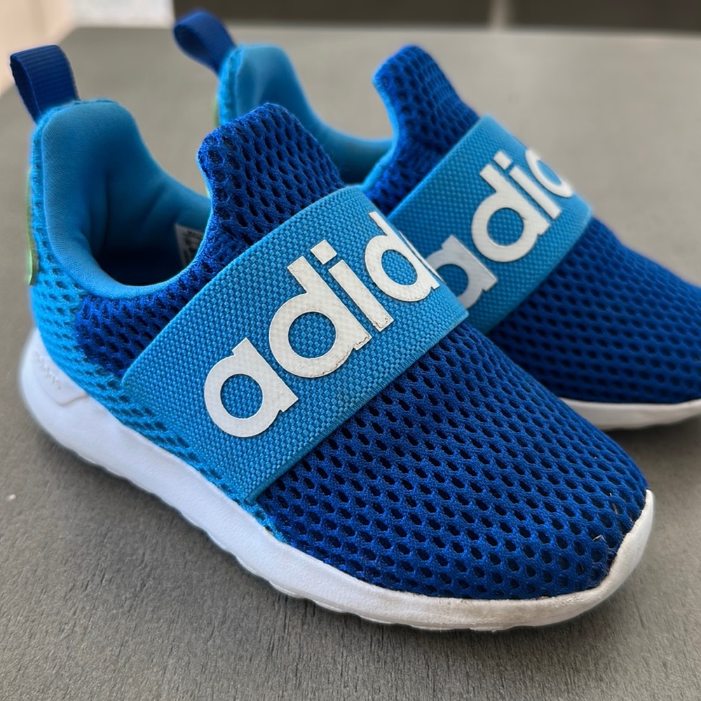 Toddler adidas slip on - 8c